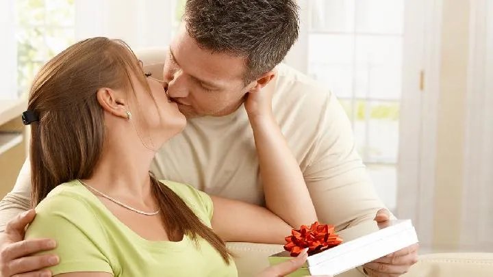 胸罩是如何演变成今天的风格的？女人如何让自己的胸部变大