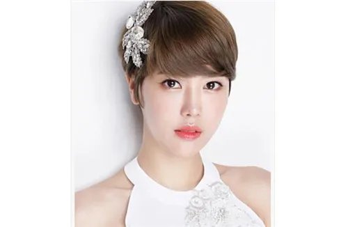 短发婚纱照发型图片  2017好看唯美的短发发型