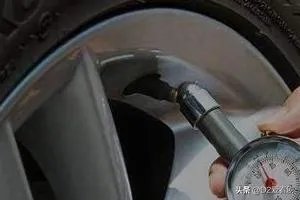 怎么开车省油?