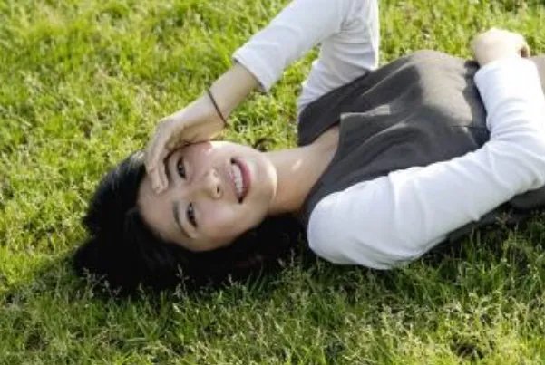 曲婉婷最火爆的歌曲top10：《我的歌声里》上榜，第一大气又洒脱