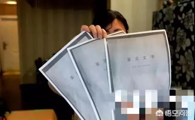 保姆偷子26年还回不成器儿子,亲妈怒怼:这是甩包袱。对此事你怎么评价?