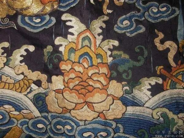 清朝官服到底是谁设计的,为何如此设计?