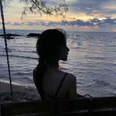 2020女生背影头像大全