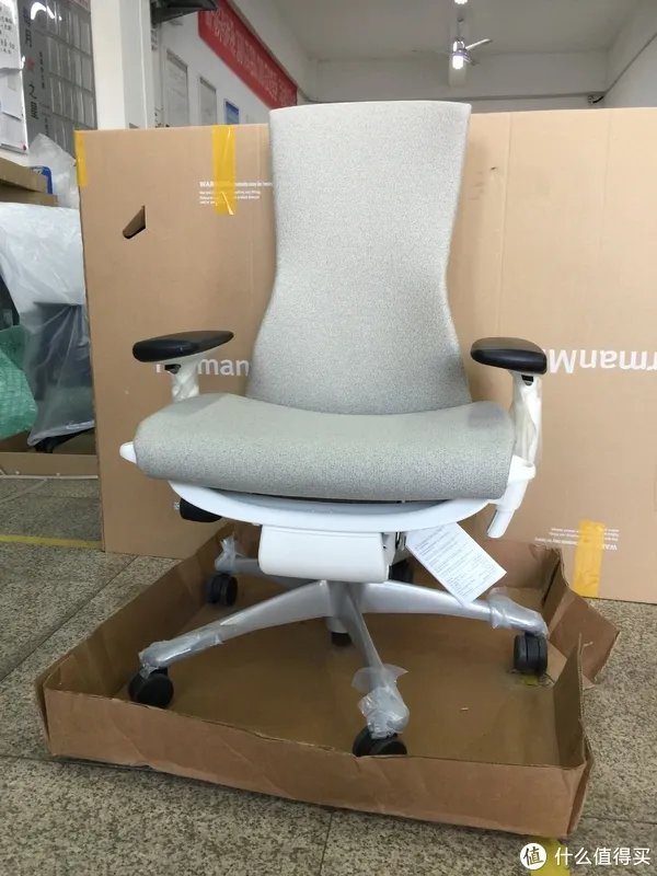 Herman Miller Embody人体工学椅三款面料简单介绍及日常维护