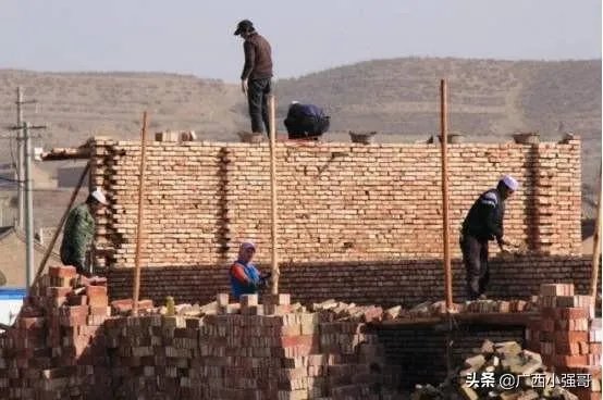 如何用15万建设和装修一座两层的农村自建房?