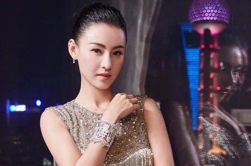 张柏芝罕见提到谢霆锋,如今终于释怀,对他的称呼非常得体,称呼什么?