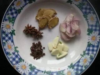 牛肉炖柿子