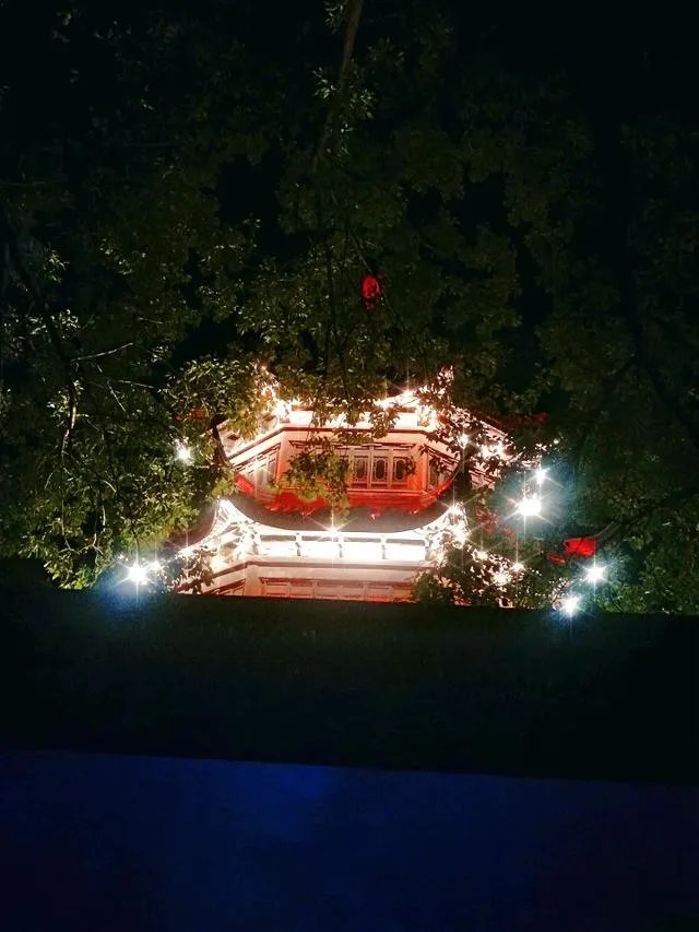 同里古镇好玩么?