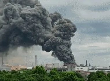 浙江一氟硅材料公司发生爆炸，什么原因引起的爆炸？