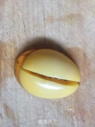 凉拌皮蛋