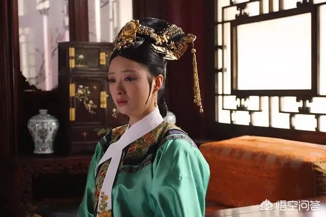 《甄嬛传》里,华妃怀孕的时候,雍正还不是皇上,那他为什么不让华妃有孩子?