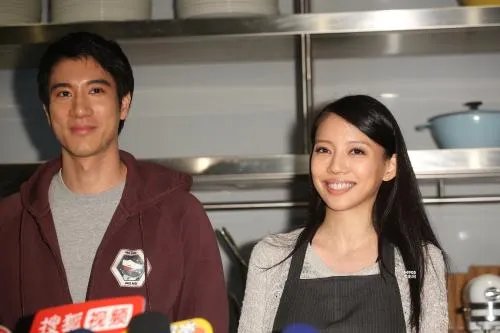 李靓蕾揭穿王力宏完美人设，李靓蕾是个什么样的人？